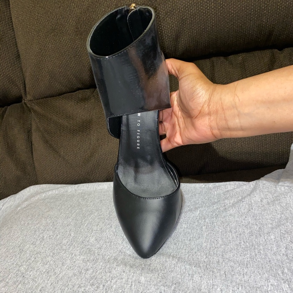 Black Heel